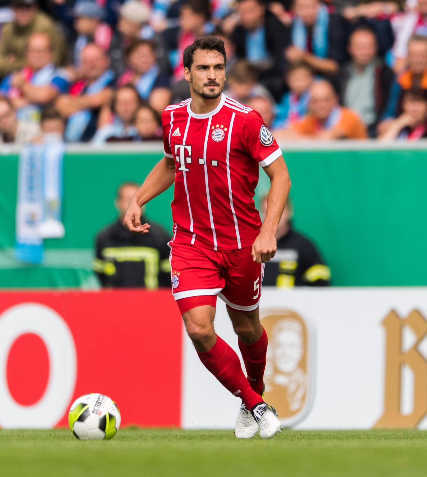 Mats Hummels hat ein Herz für den guten Zweck.