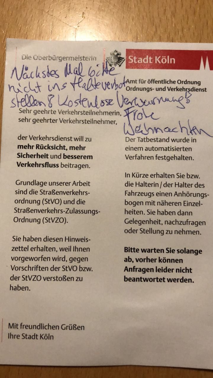 Die Politessen der Stadt Köln drückten ein Auge zu und verwarnten den Installateur lediglich.