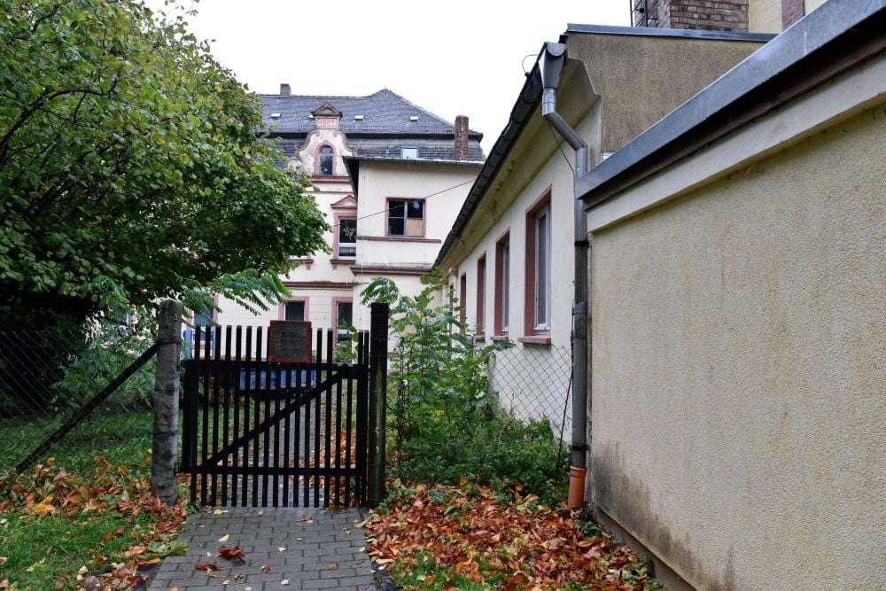 Das Nebengebäude wird umgebaut.
