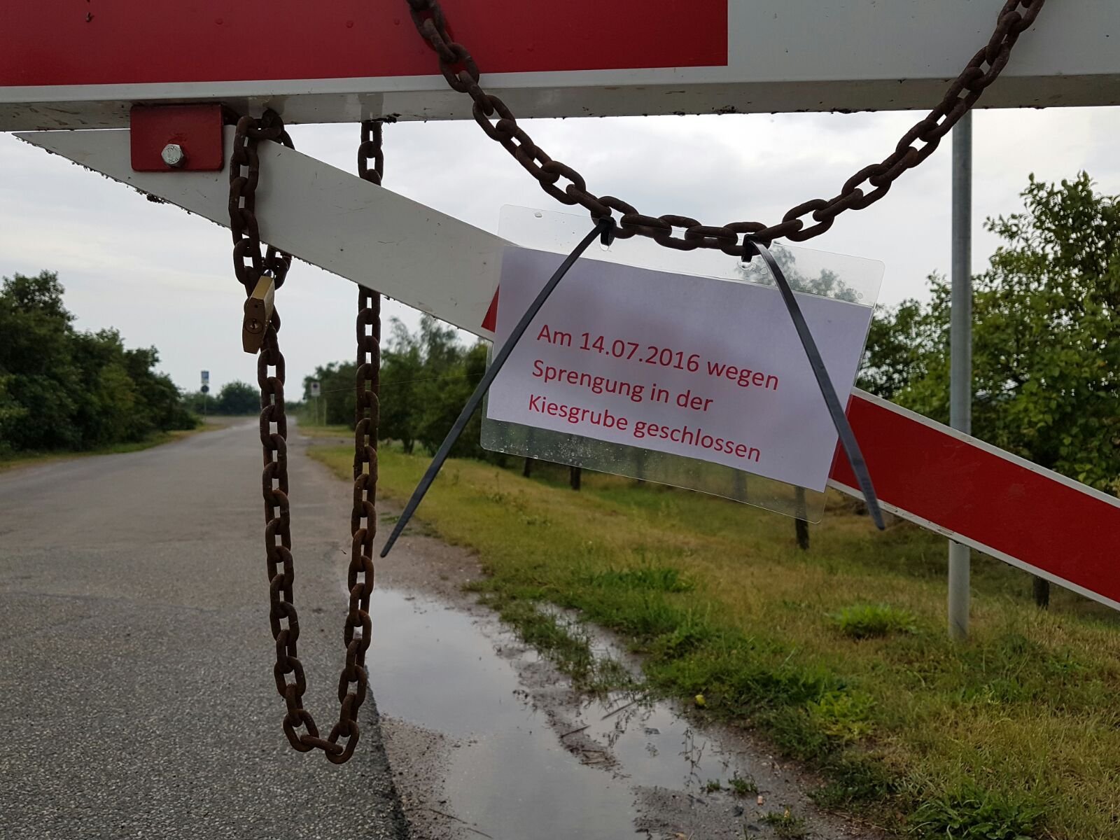 Am Donnerstagnachmittag findet in einer Kiesgrube bei Burgliebenau eine Bombensprengung statt. Anwohner in Burgliebenau und Luppenau sind aufgefordert, die Sperr-Zone zu verlassen.