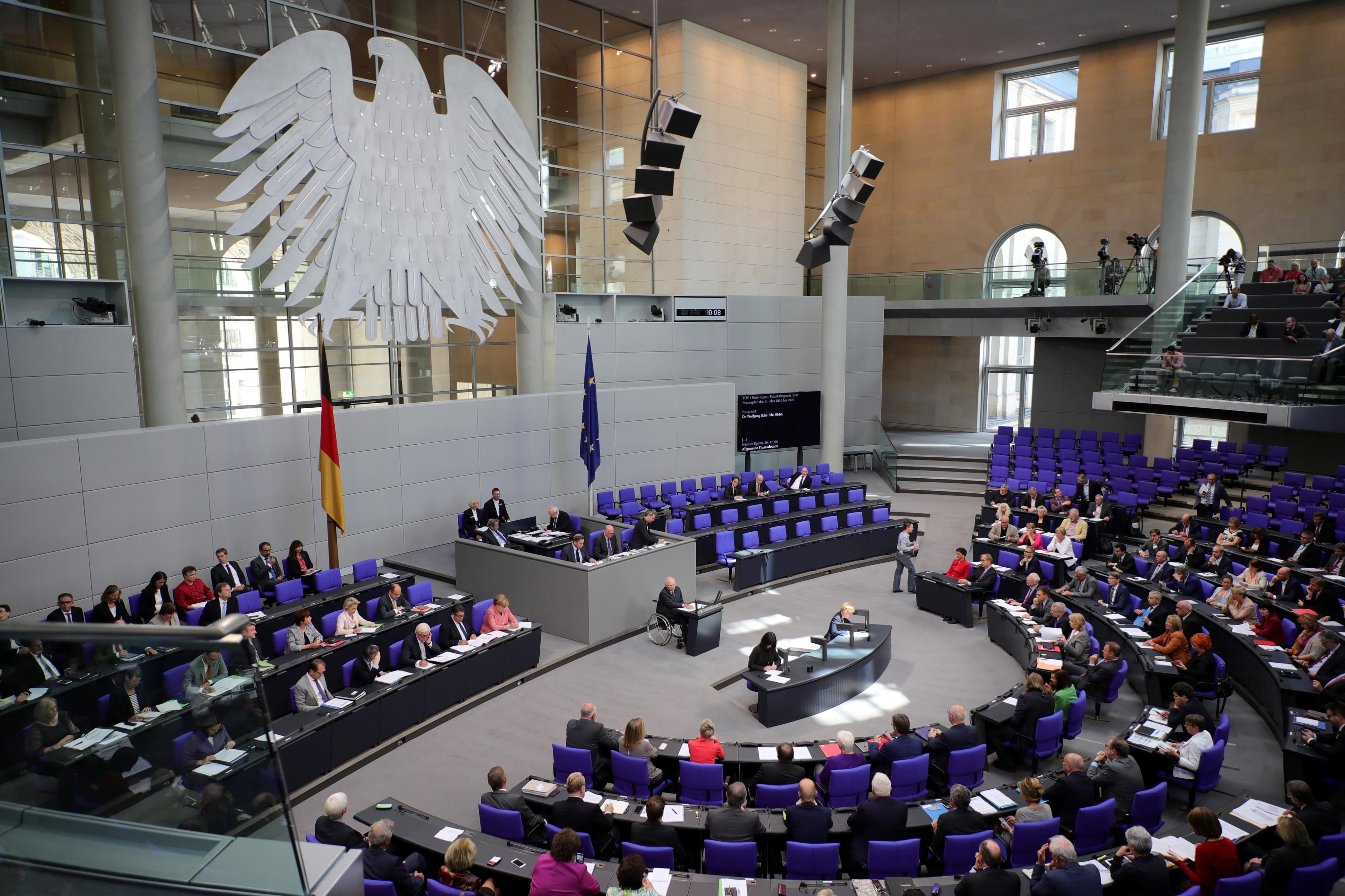 Der Bundestag hat neue Regelungen gegen den Missbrauch von Kindergeld auf den Weg gebracht. (Symbolbild)