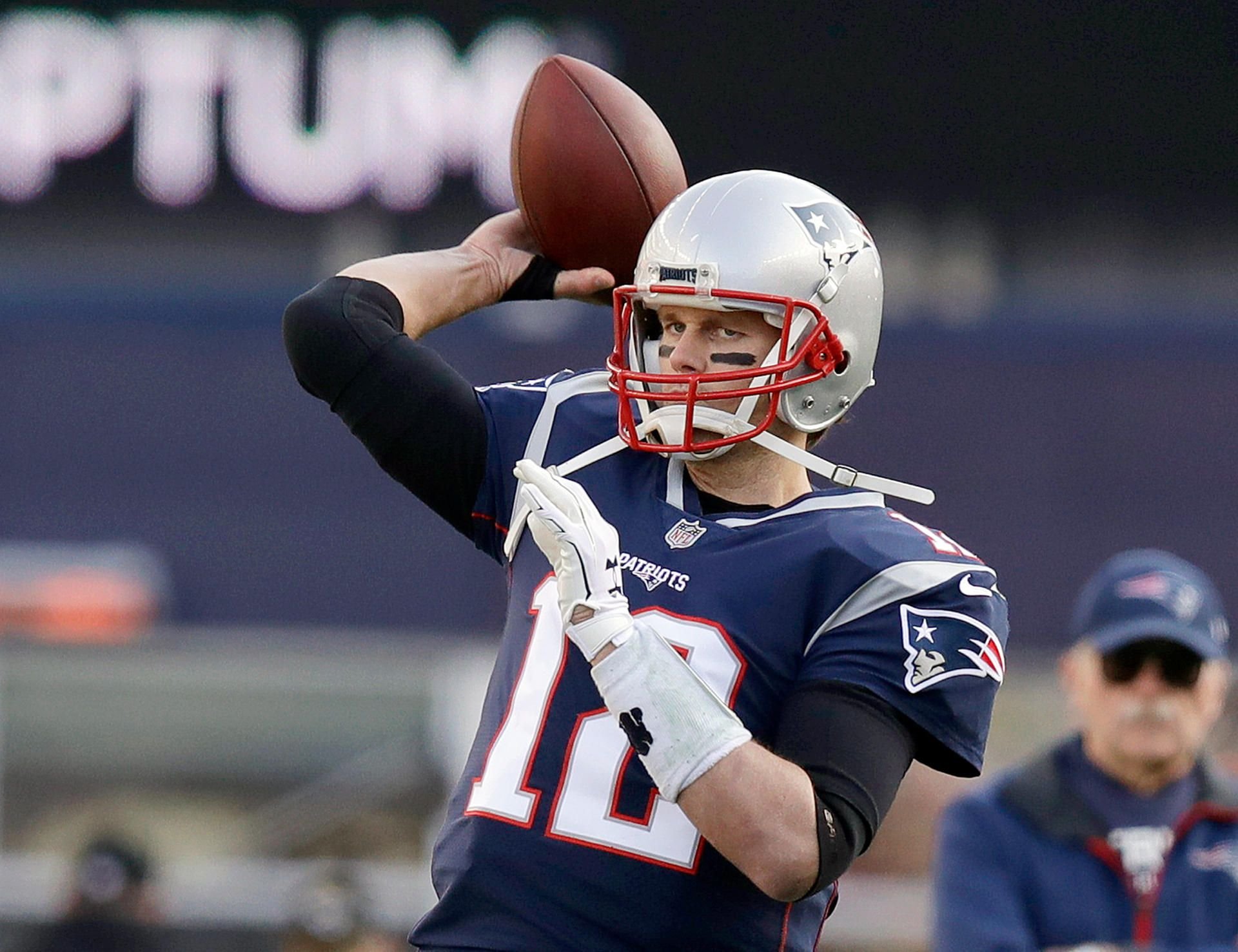 New England Patriots Quarterback Tom Brady in Aktion.