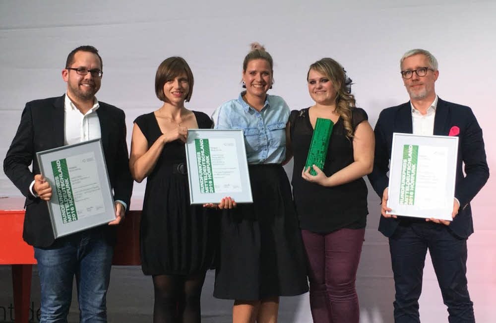 Danilo Weiser (l.) von Radio SAW ist für seine politische Berichterstattung gewürdigt worden.