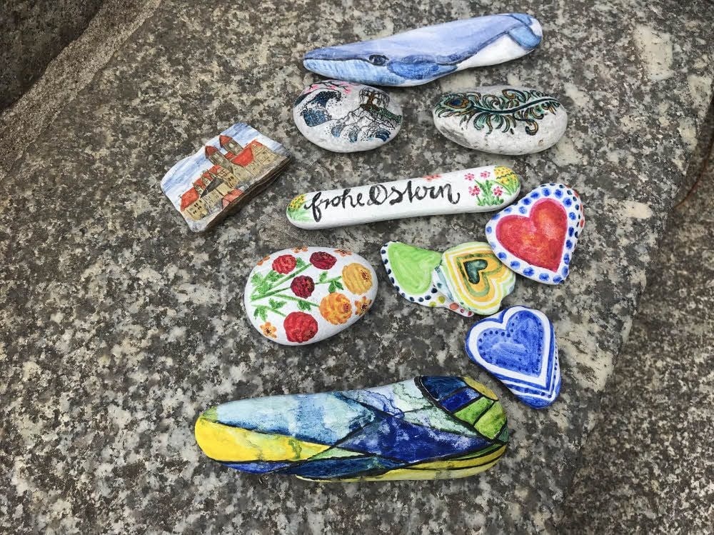 Kleine Kunstwerke: Solche Steine können in den nächsten Wochen in Quedlinburg entdeckt werden.