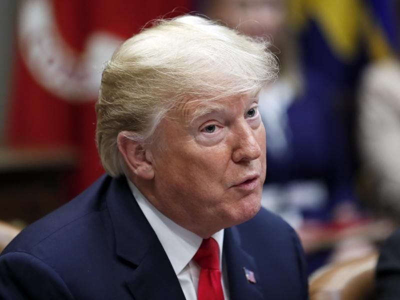 US-Präsident Donald Trump kritisiert Nike und erwähnt nebenbei das der Sportakrtikelhersteller in New York Mieter in einem seiner Gebäude sei. Foto: Alex Brandon/AP