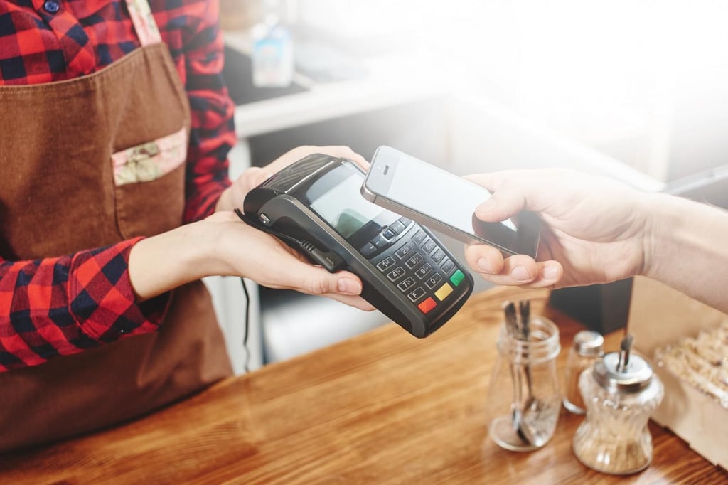 Mobile Payment ist in Deutschland auf dem Vormarsch. Vor allem bei kleineren Beträgen kommt das Handy dabei immer mehr zum Einsatz. Foto: