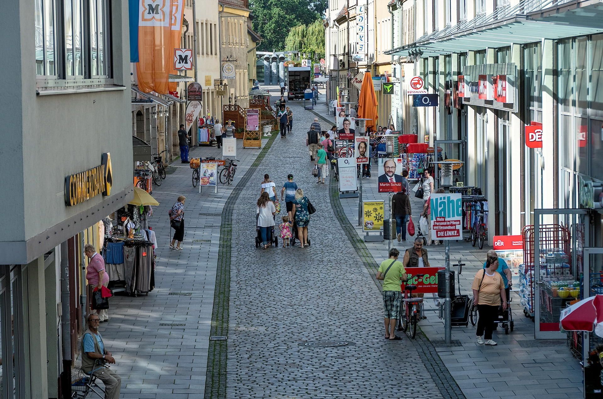 Einkaufsbummel in der Merseburger Gotthardstraße