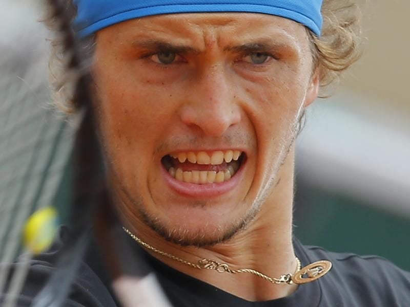 Alexander Zverev tritt bei den French Open im Viertelfinale gegen Novak Djokovic an. Foto: Michel Euler/AP
