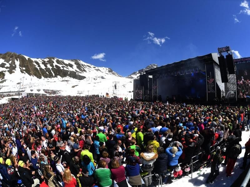 Ski- und Partybetrieb in Ischgl im Jahr 2018. Foto: Felix Hörhager/dpa