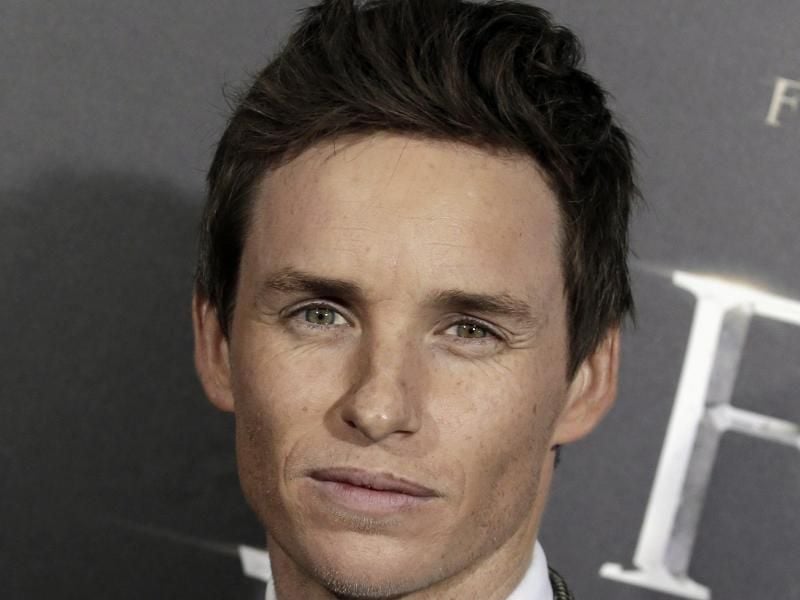 Der britische Schauspieler Eddie Redmayne spielte bereits im ersten Teil von "Phantastische Tierwesen und wo sie zu finden sind" die Hauptrolle. Foto: Peter Foley