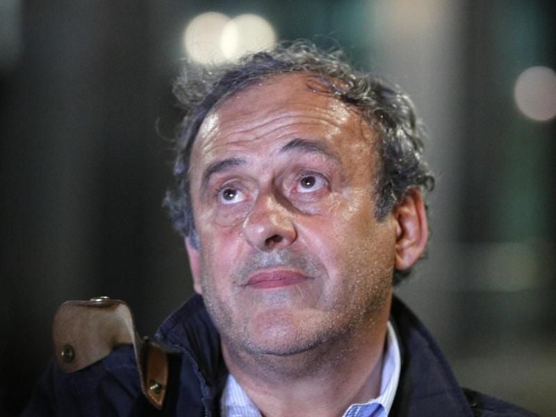 Gegen Michel Platini soll nach der polizeilichen Anhörung kein Verfahren geplant sein. Foto: Francois Mori/AP