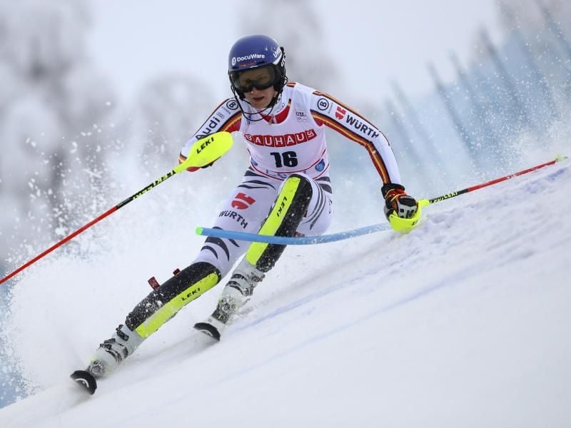 Lena Dürr zeigte beim Slalom eine gute Leistung. Foto: Alessandro Trovati/AP/dpa
