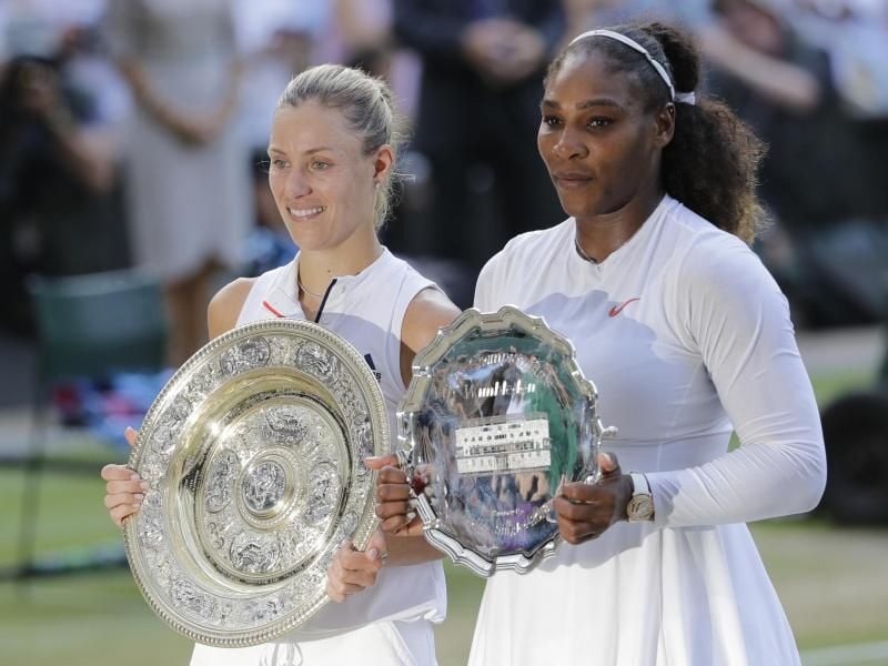 2016 verlor die Kielerin noch das Finale von Wimbledon gegen die US-Amerikanerin. 2018 ist sie die strahlende Siegerin. Foto: Ben Curtis