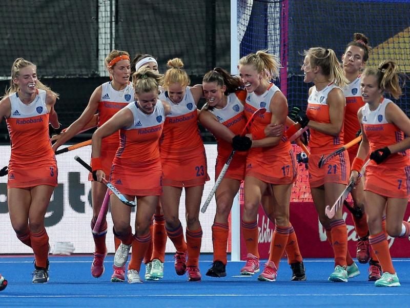 Die Hockey-Damen aus den Niederlanden stehen im Halbfinale. Foto: Steven Paston/PA Wire