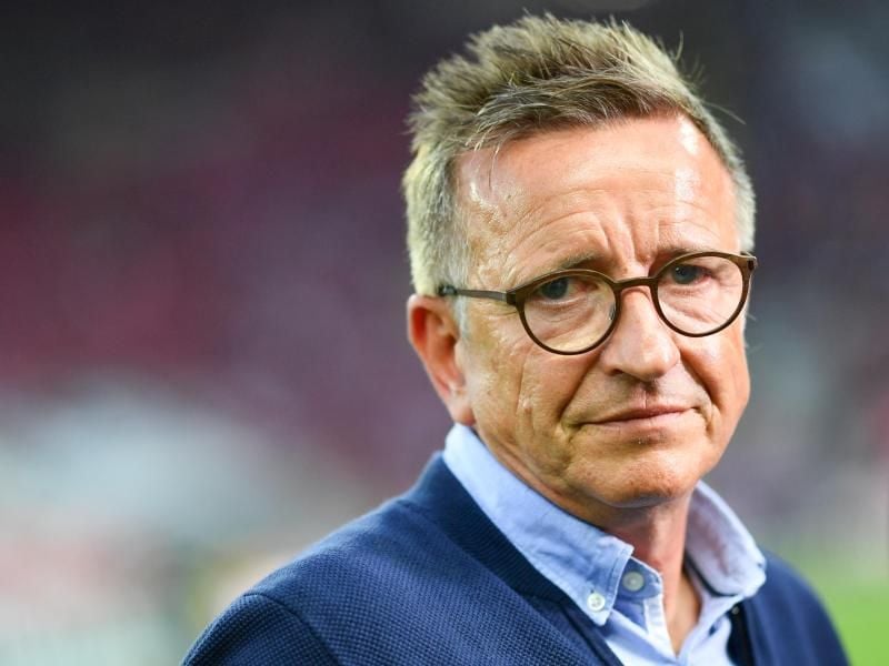 Norbert Meier beendet seine Trainer-Karriere. Foto: picture alliance / Uwe Anspach/dpa