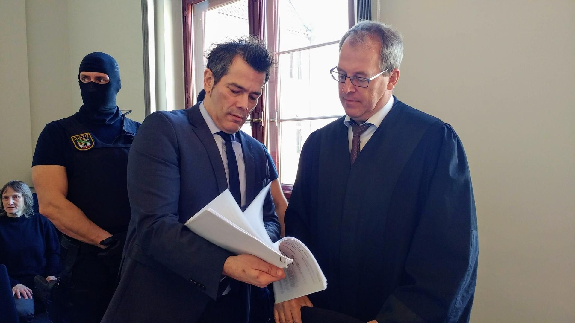 Adrian Ursache mit seinem Anwalt Dirk Magerl