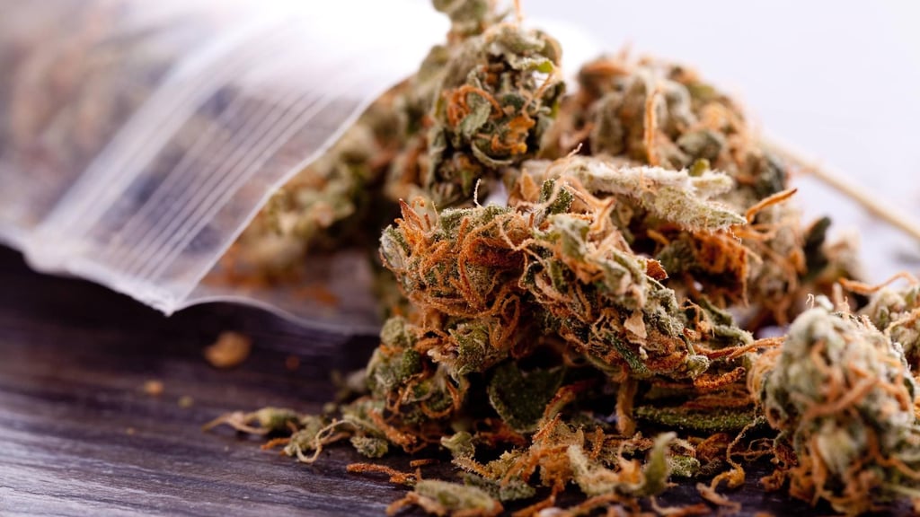 Cannabis in einem kleinen Beutel