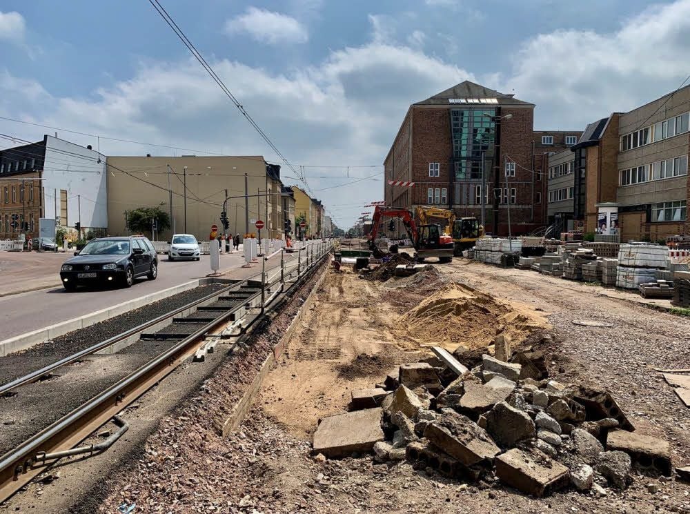 Richtung Süden ist die Merseburger Straße eine Großbaustelle.