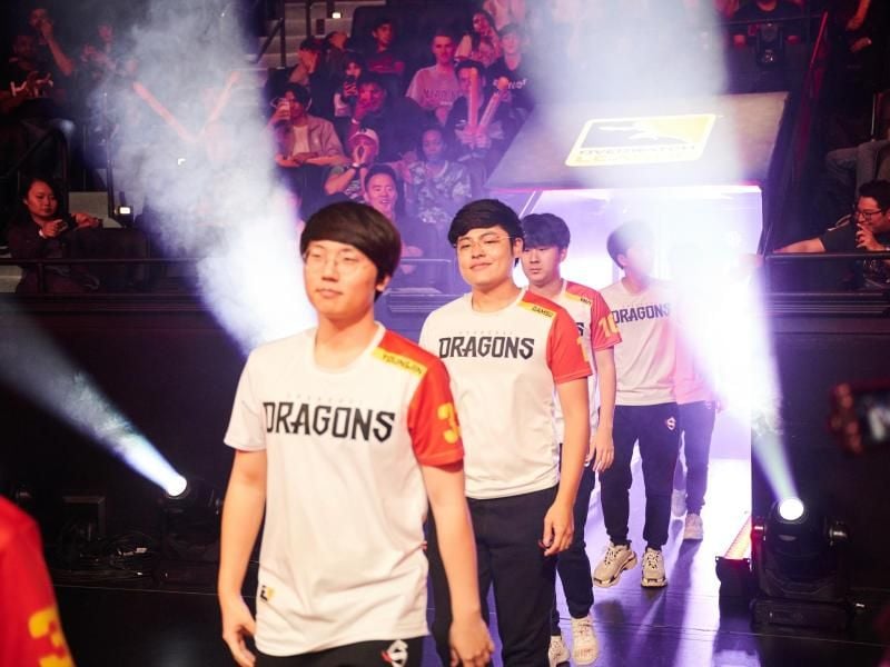 Die Shanghai Dragons während der Overwatch League 2019. (Archivbild). Foto: Ben Pursell/Blizzard Entertainment/dpa