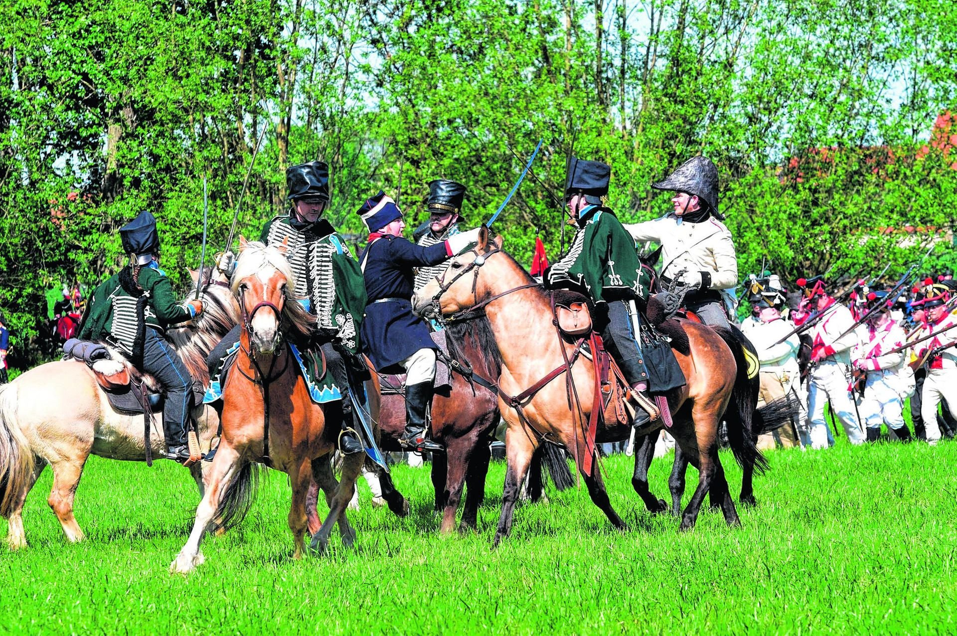 Vor 205 Jahren trafen auf dem Schlachtfeld bei Lützen etwa 145.000 Soldaten Napoleons und 88.000 verbündete Preußen und Russen aufeinander. Beim Scharnhorstfest wurde die Schlacht, die als Beginn der Befreiungskriege gilt, nachgestaltet.