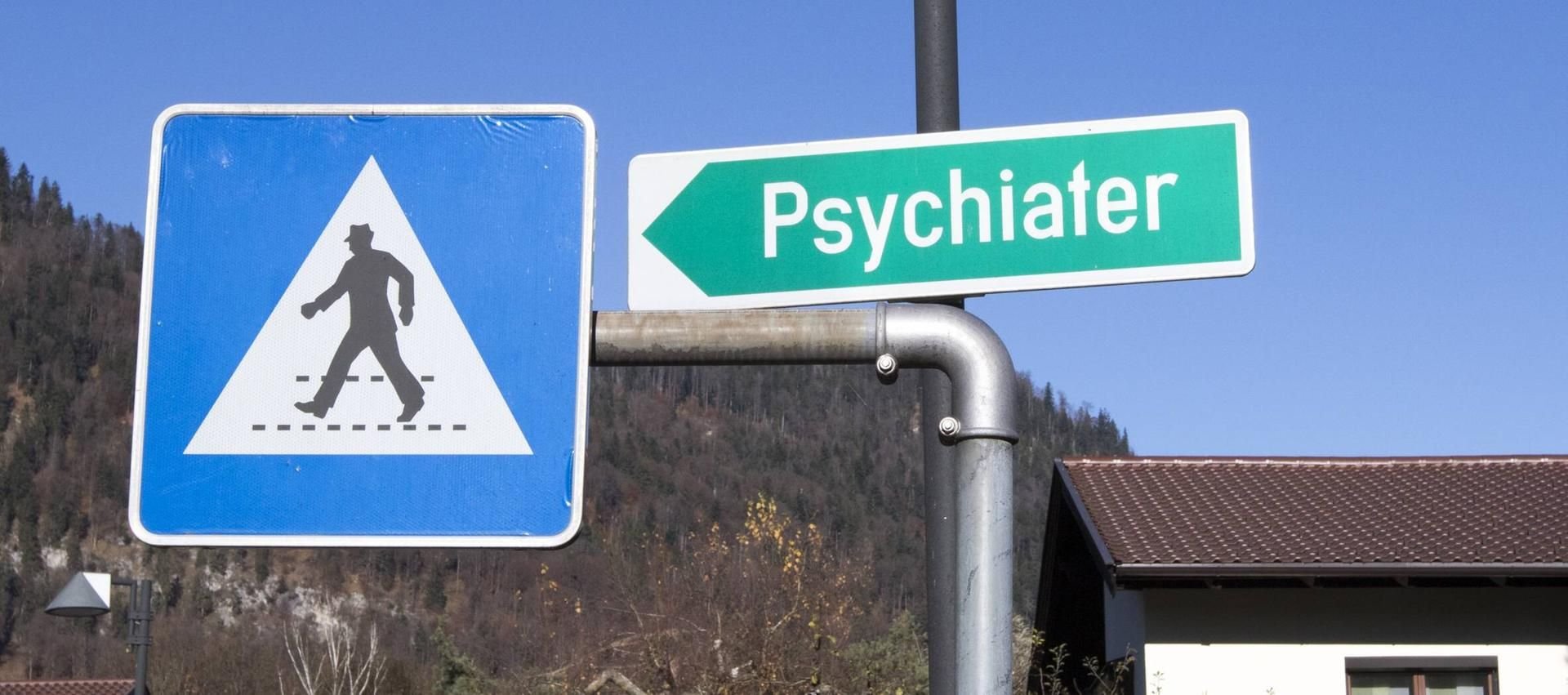 Quarantäne-Verweigerer in Sachsen sollen zwangsweise in einer von vier psychiatrischen Kliniken isoliert werden.
