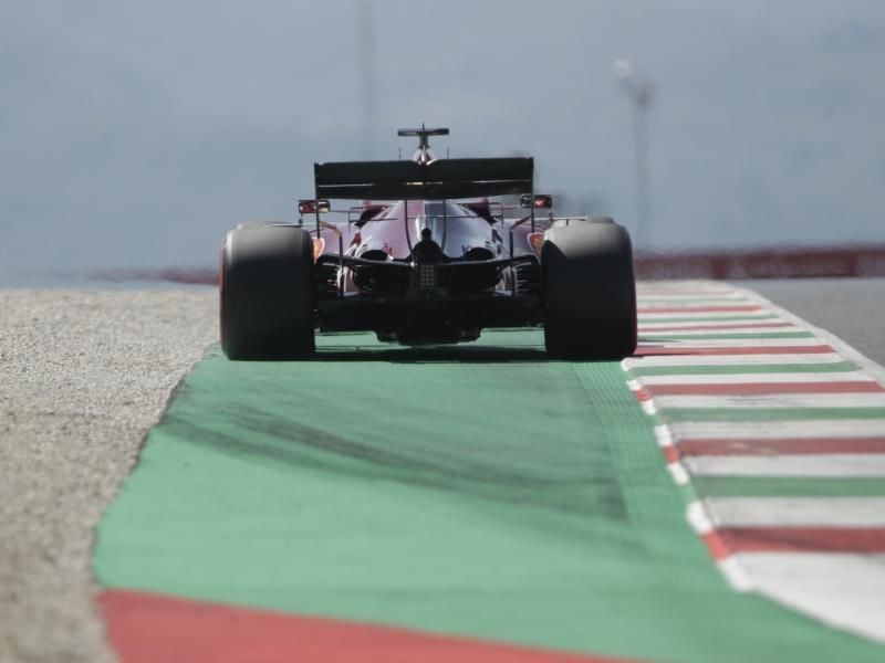 Sebastian Vettel startet auch in der Toskana von weit hinten. Foto: Luca Bruno/Pool AP/dpa