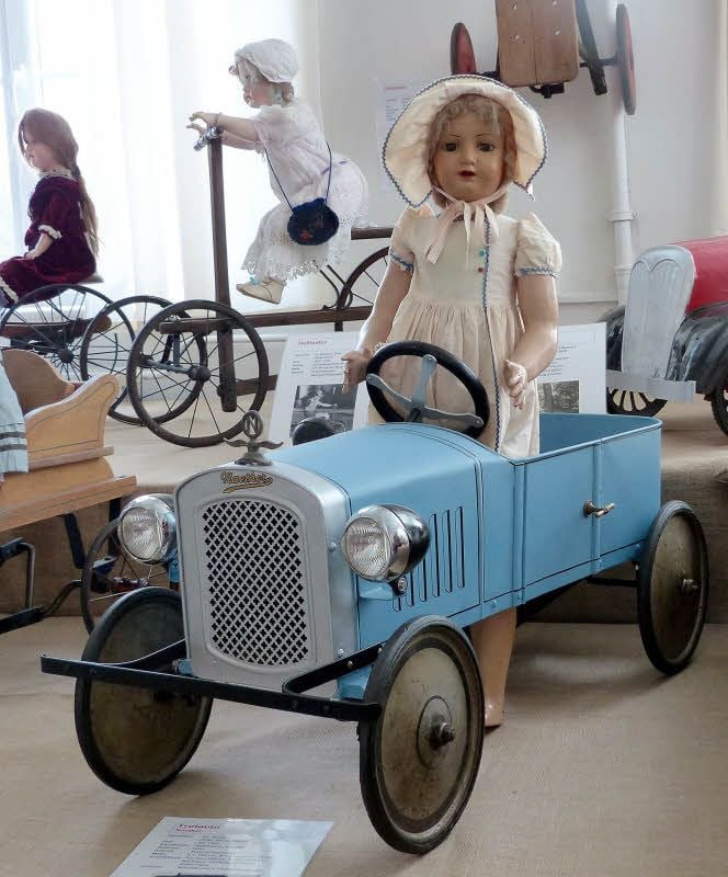 Ein Tretauto aus der Naetherproduktion, Baujahr um 1930/1935