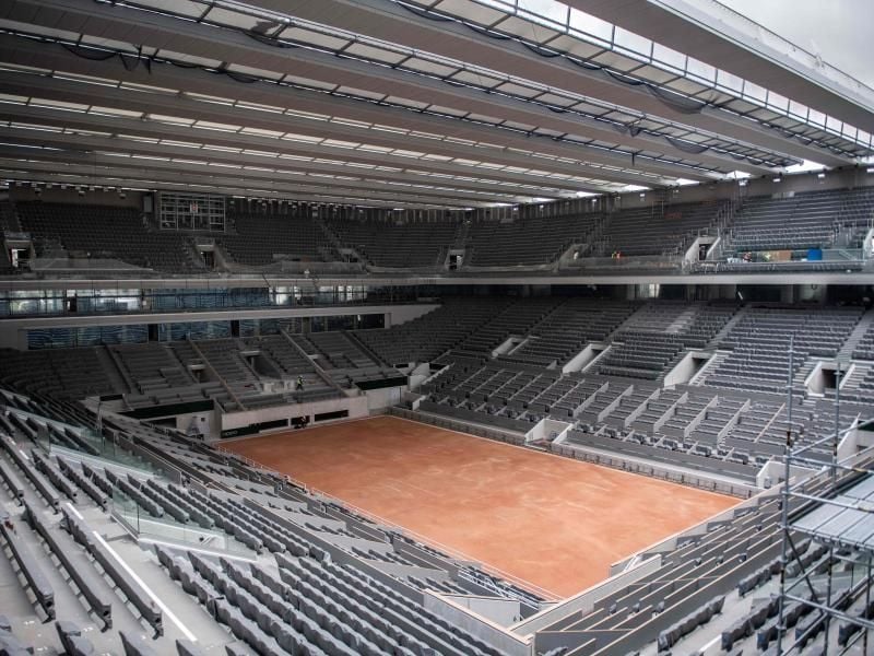 Kurz vor Beginn der Qualifikation haben die Veranstalter der French Open die ersten Corona-Fälle öffentlich gemacht. Foto: Martin Bureau/AFP/dpa