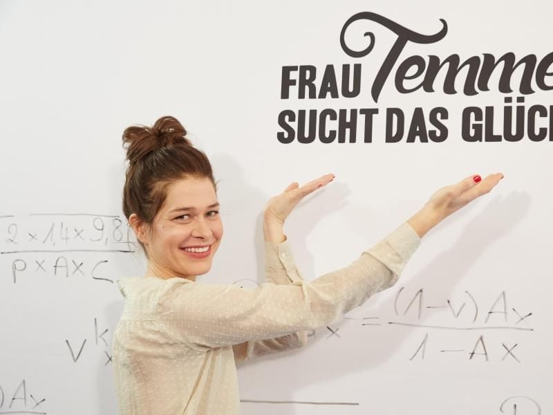 Die Schauspielerin Meike Droste spielt Frau Temme. Foto: Georg Wendt