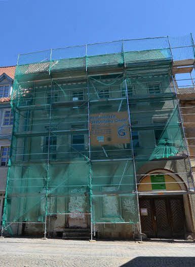 Es geht zügig voran mit der Sanierung am Holzmarkt 1 in Aschersleben.