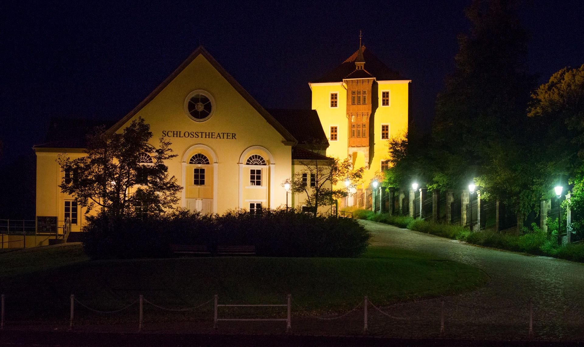 Auch durch die vielen Veranstaltungen im Schlosstheater rechnet die Stadt Ballenstedt mit zusätzlichen Parkeinnahmen.