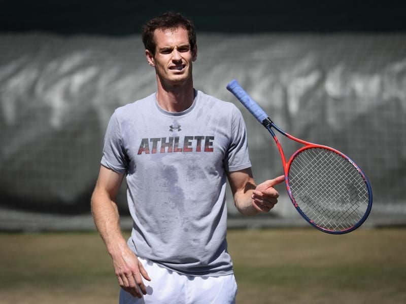 Andy Murray beim Training in London. Der Schotte fühlt sich für Wimbledon noch nicht fit genug. Foto: Virginie Lefour/BELGA