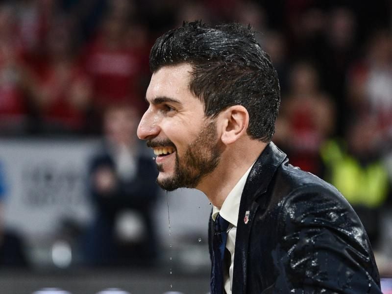 Will mit Bamberg den Champions-League-Sieg feiern: Brose-Coach Federico Perego. Foto: Nicolas Armer