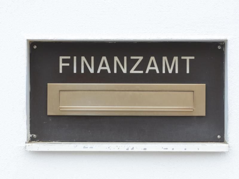 Landet die Steuererklärung beim falschen Finanzamt, kann die Abgabefrist schon abgelaufen sein, bevor die Formulare beim zuständigen Amt ankommen. Foto: Armin Weigel/dpa