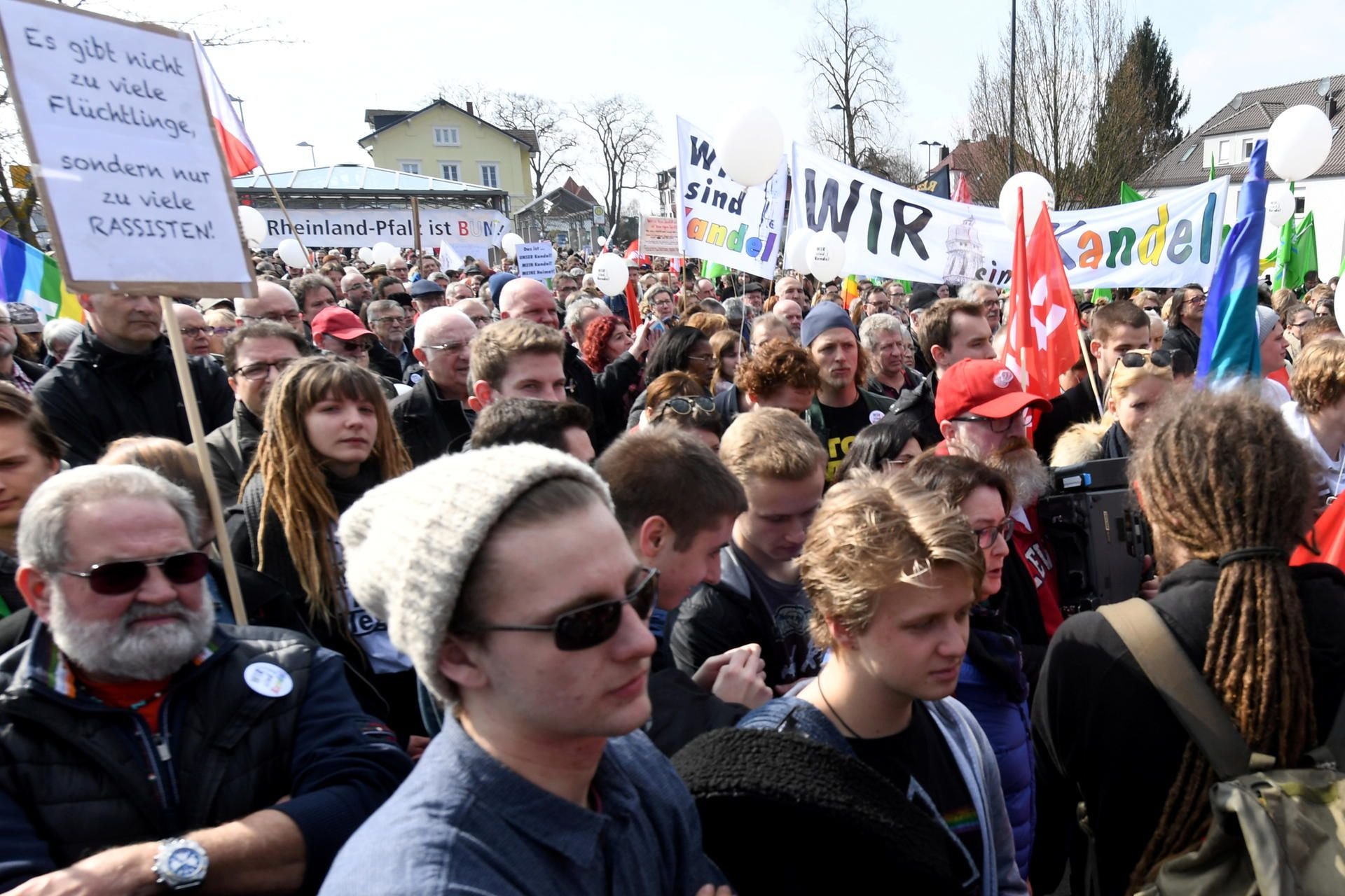 Teilnehmer der Demo „Wir sind Kandel“ protestierten gegen die Demo „Kandel ist überall“