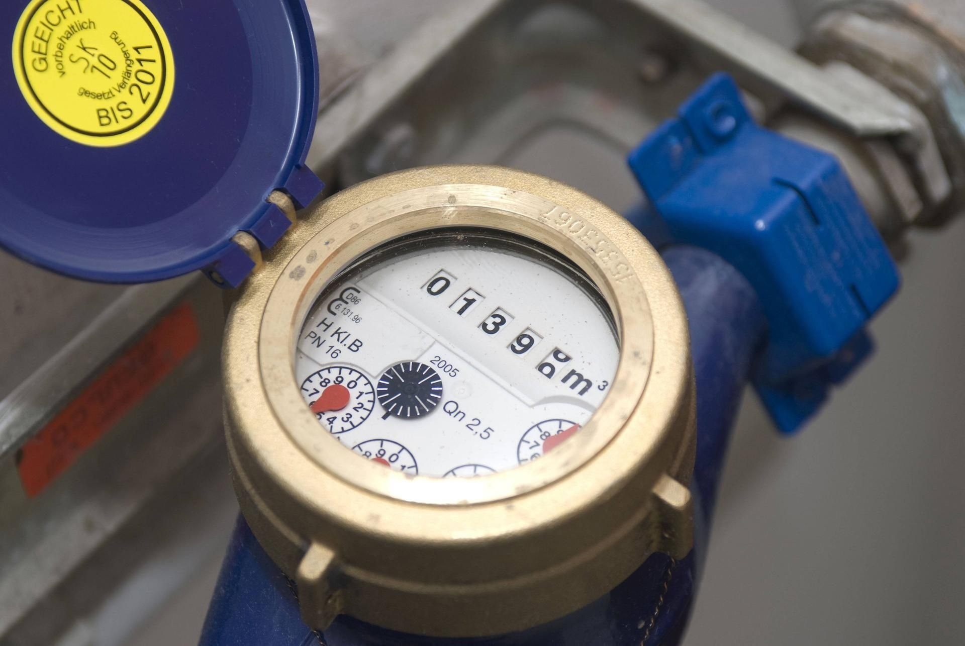 Wasseruhr: Kunden können Zählerstände künftig auch über das Internet an den Zweckverband melden.