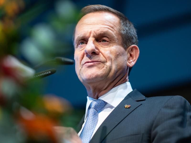 DOSB-Präsident Alfons Hörmann wird beim Karlsruher Sportgespräch zur Leistungssportreform Stellung beziehen. Foto: Guido Kirchner