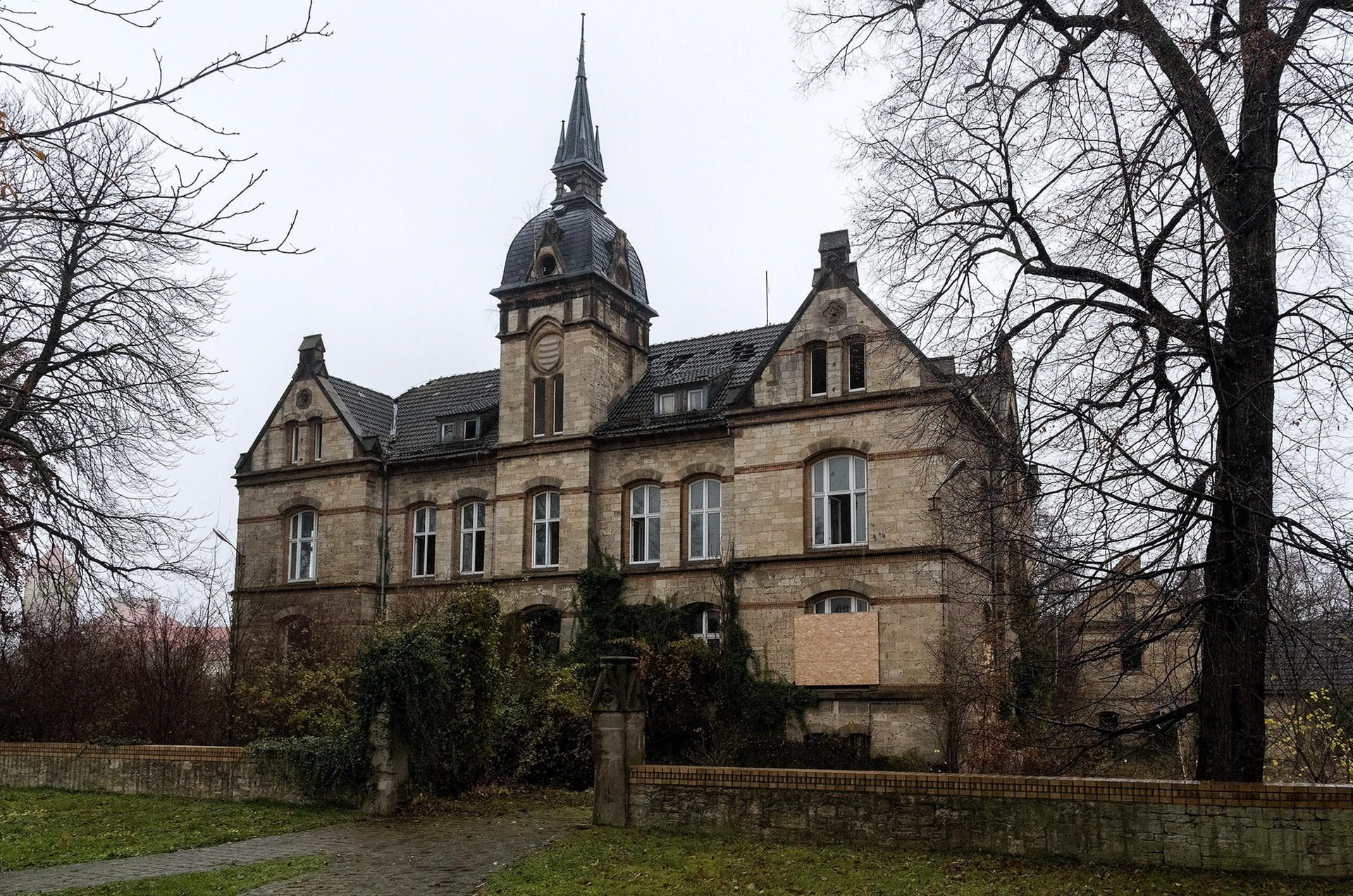Die Pläne für das alte Landratsamt Querfurt scheinen schon recht konkret zu sein.