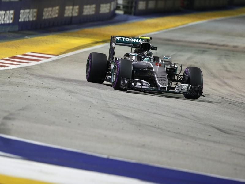 Nico Rosberg kommt derzeit am besten zurecht. Foto: Lynn Bo Bo