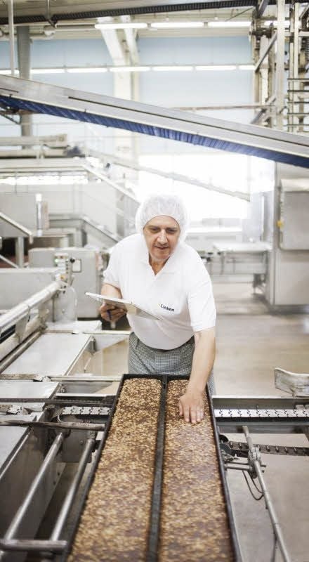 Großbäckereien von Lieken sind stark automatisiert.