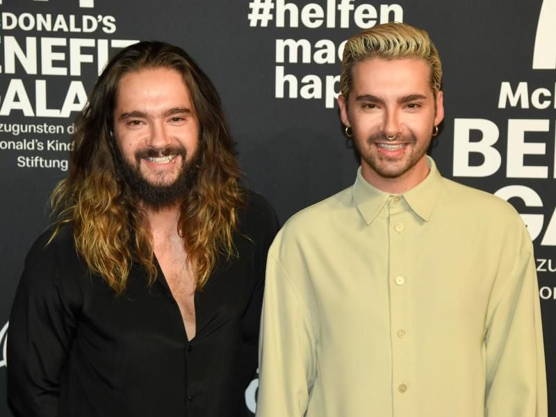 Tom und Bill Kaulitz (r) bei der McDonald's Benefizgala in München. Foto: Tobias Hase/dpa