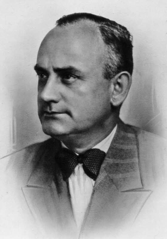 Carl Fieger, Dessau, um 1935