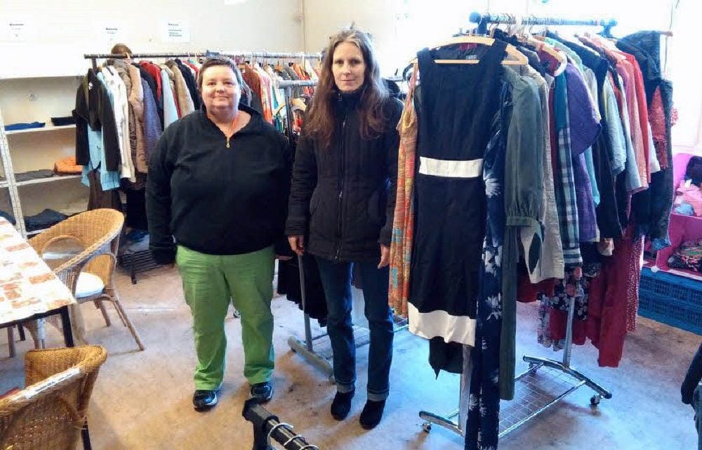 Robin Haberland und Jessika Werner (v.l.) in ihrem Laden