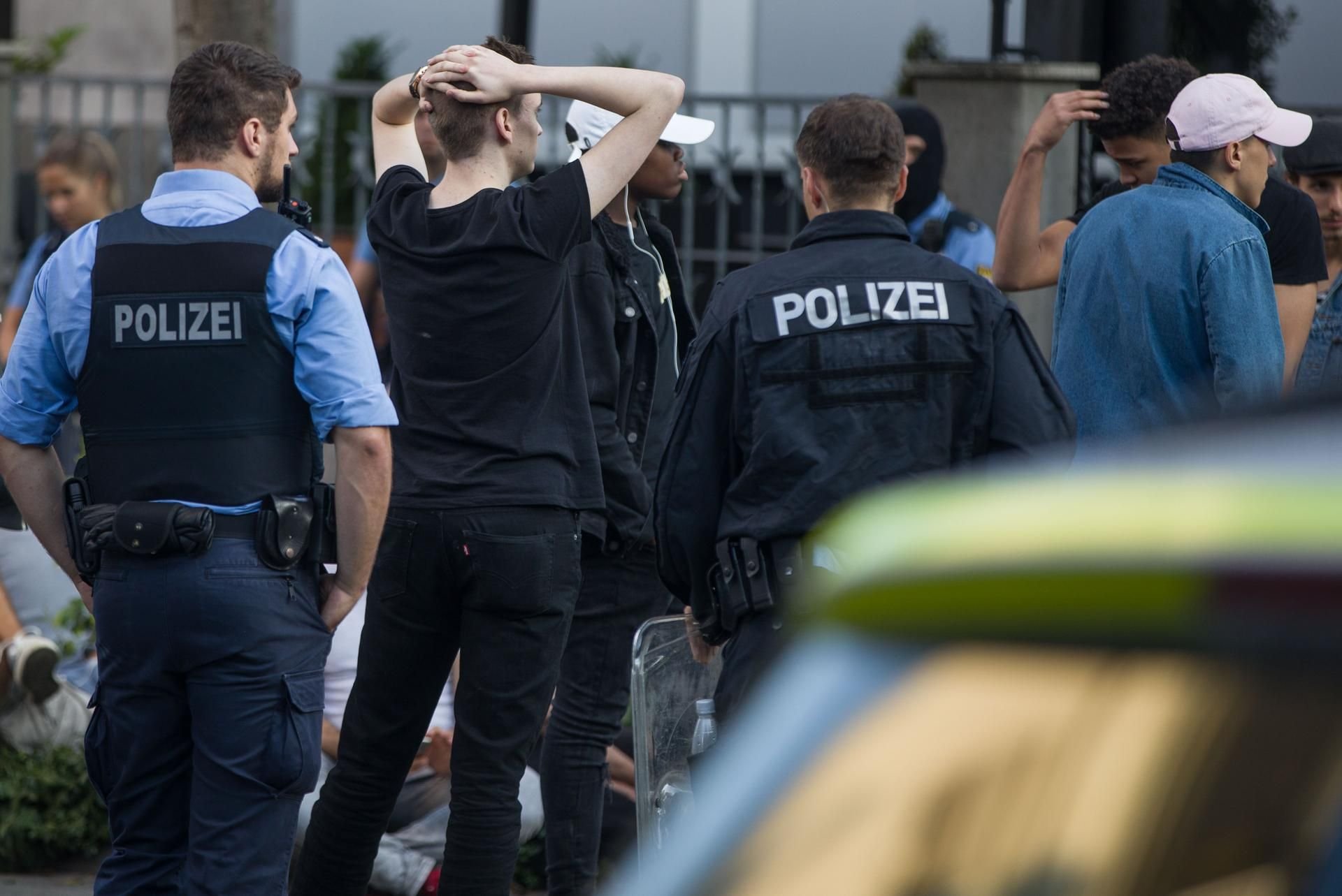 Einsatzkräfte in Darmstadt
