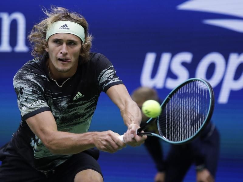 Unterliegt im Achtelfinale dem Argentinier Diego Schwartzman: Alexander Zverev. Foto: Frank Franklin Ii/AP