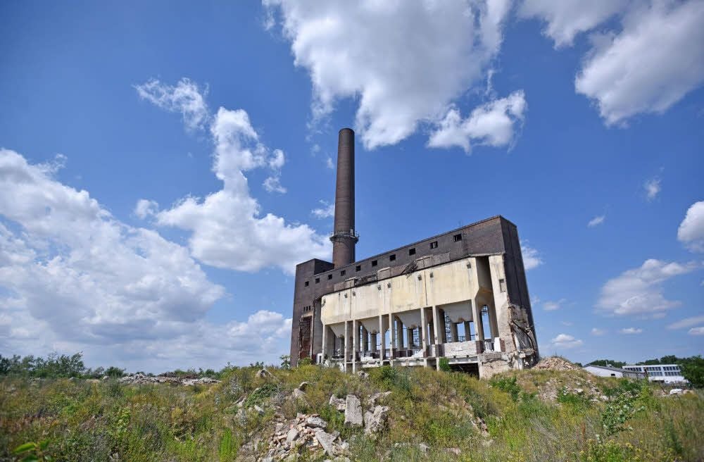 Das Kesselhaus der Bitterfelder Rohrwerke ist ein stummer Zeitzeuge und ein beliebtes Fotomotiv.