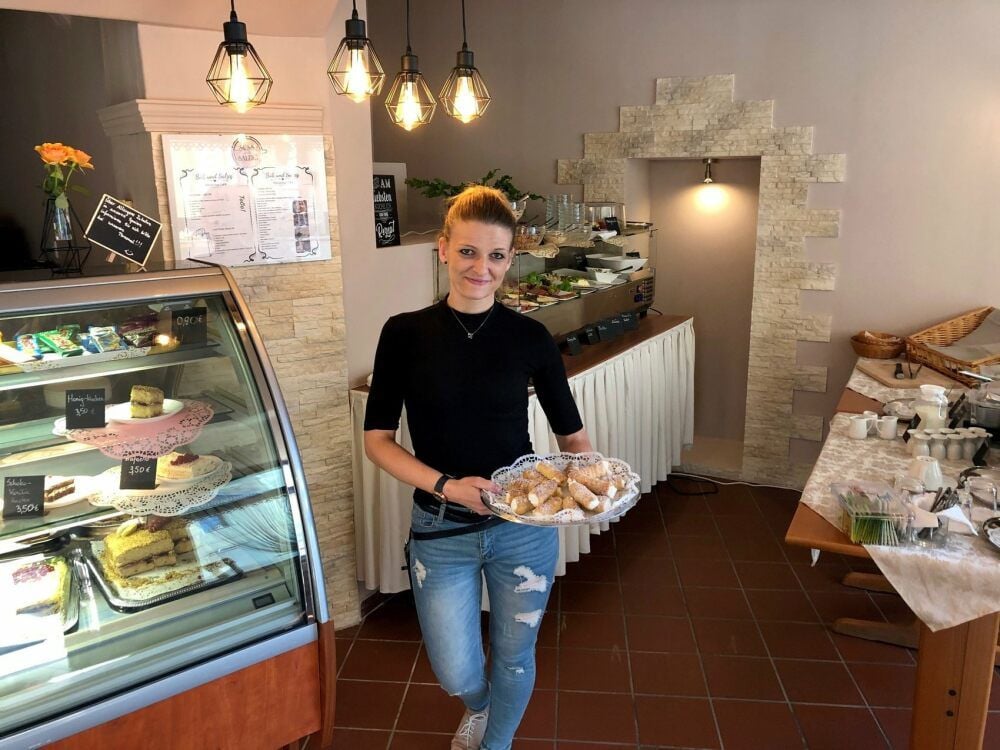 Malgorzata Gomolka will ihre Gäste mit polnischen Spezialitäten im Café „Süß und Salzig“ überraschen.