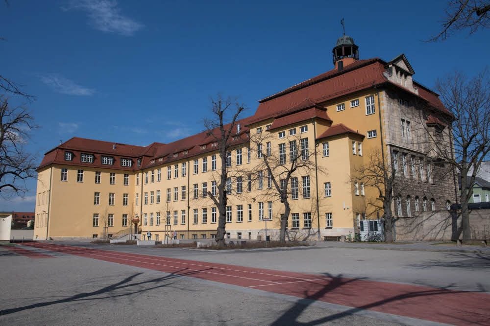 Das Lepsiushaus des Naumburger Domgymnasiums vom Schulhof aus gesehen: Errichtet wurde es 1913. Unterrichtet wird hier seit 100 Jahren.