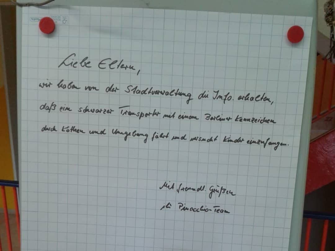 Dieser Zettel war am Mittwochmorgen in der Kita „Pinocchio“ angebracht.