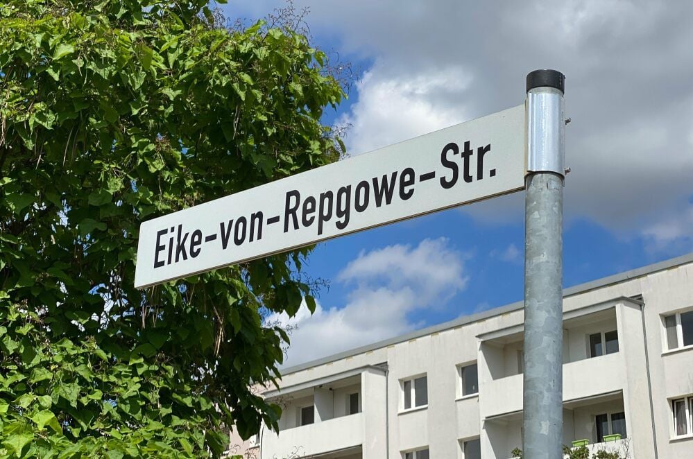 Die Eike-von-Repgowe-Straße in Dessau-Süd